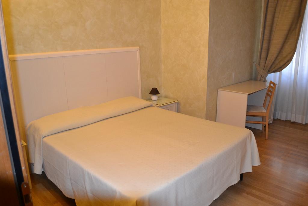 Hotel Dipendenza Galileo 3*