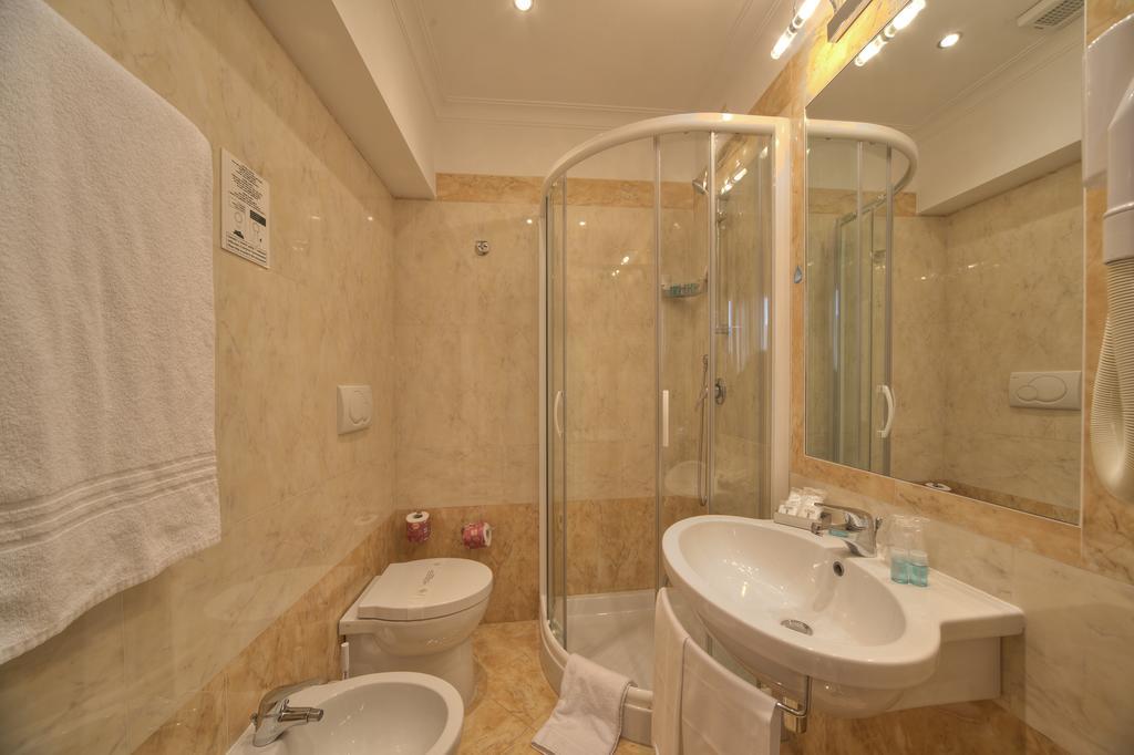 Dipendenza Galileo 3* Roma